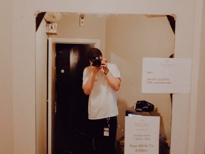 Backstage on tour with the Plain White T's in Brighton.